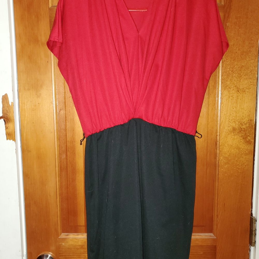 Vintage 80's Colorblock Mod Red and Black Women's Dress